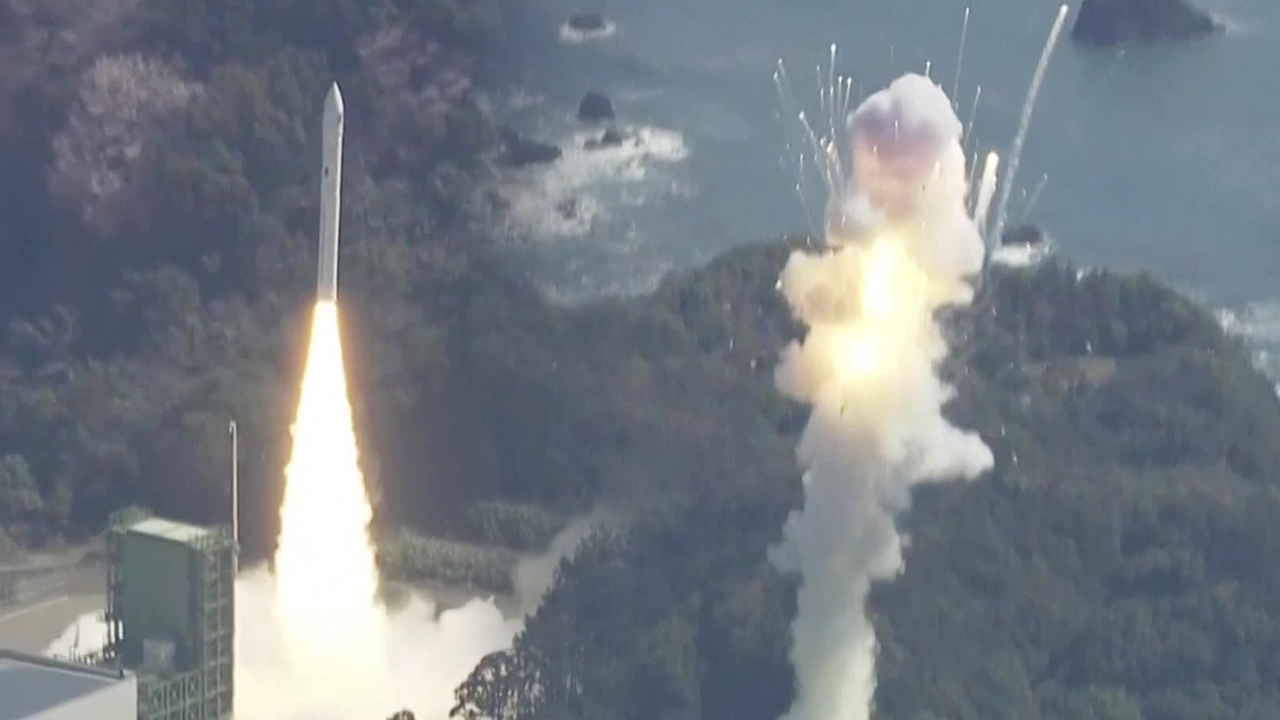 일본 소형로켓 발사 직후 폭발…민간 첫 위성 투입 ‘실패’