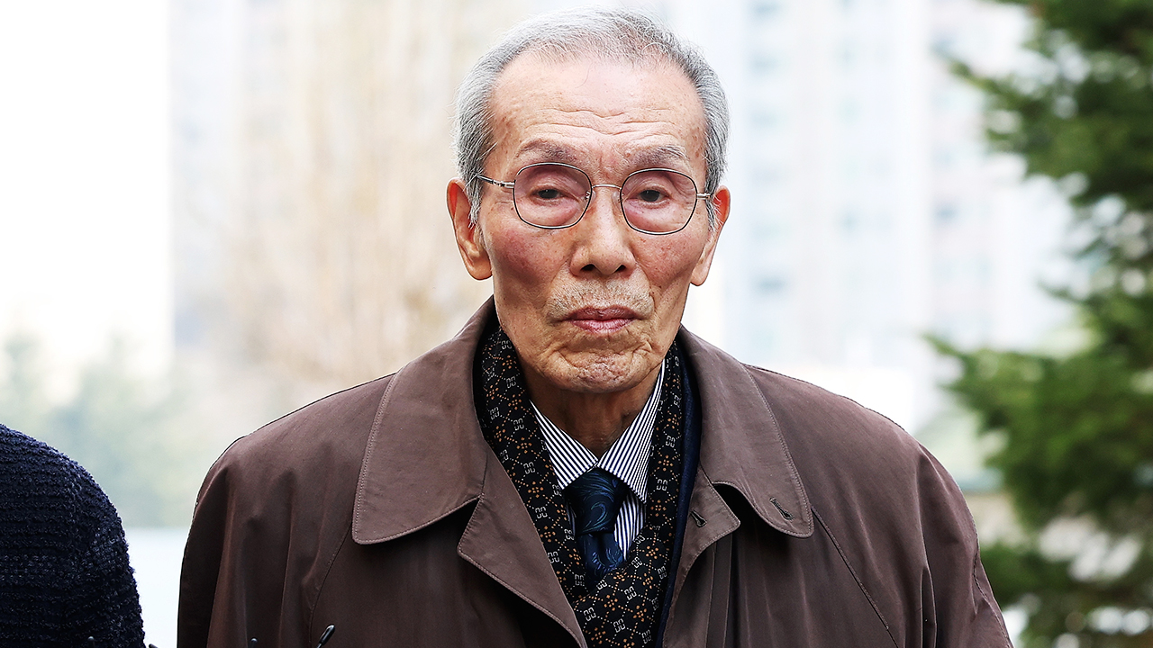 ‘강제 추행’ 혐의 배우 오영수 1심 유죄…“피해자 진술 일관”