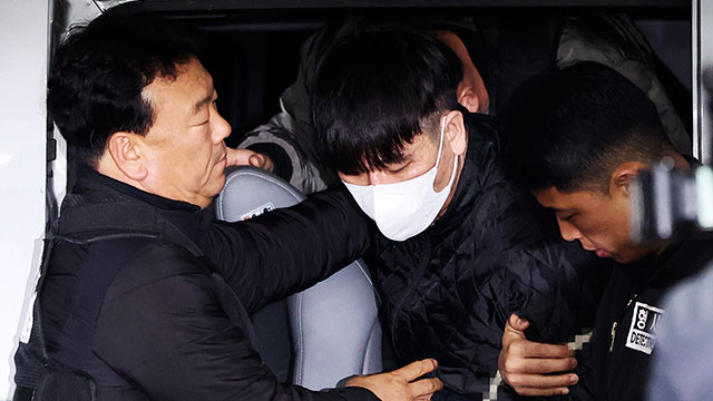 ‘특수강도·탈주극’ 김길수, 징역 4년 6개월…“죄질 안 좋아”