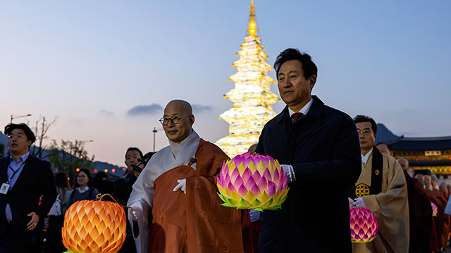 오늘, 서울 광화문 광장서 부처님오신날 봉축점등식