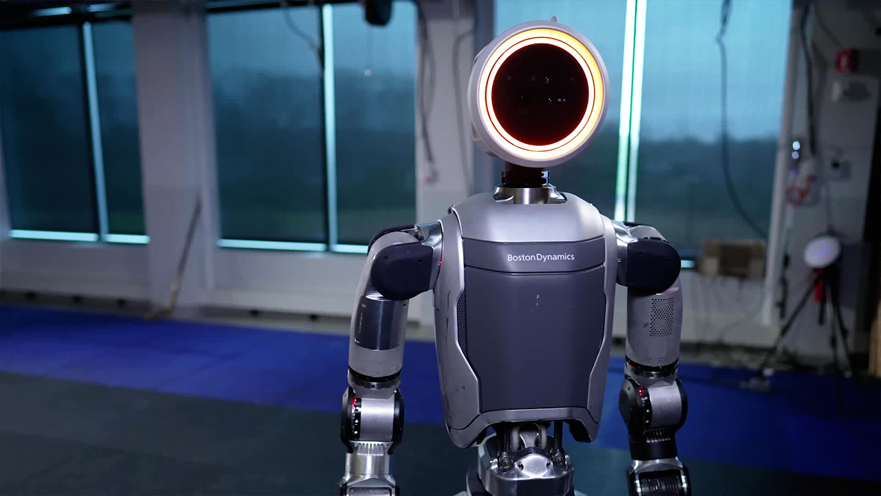 진화하는 로봇…더 자유로운 관절로 체조까지 가능?