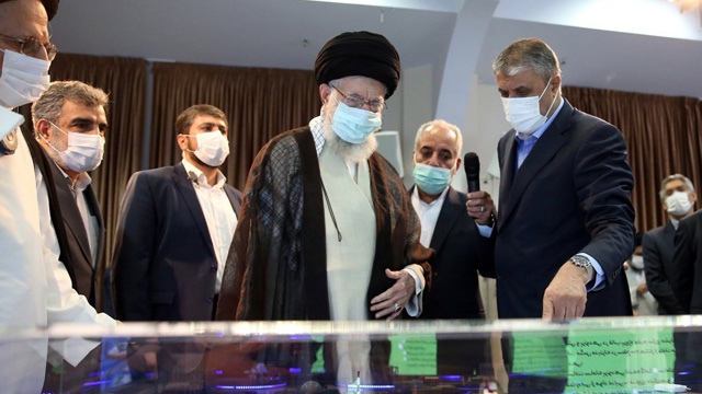 이란 “이스라엘이 핵시설 공격하면 핵원칙 재검토 가능”