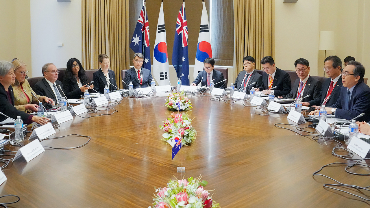 한-호주 외교·국방장관 회담…“한국 오커스 참여 논의”