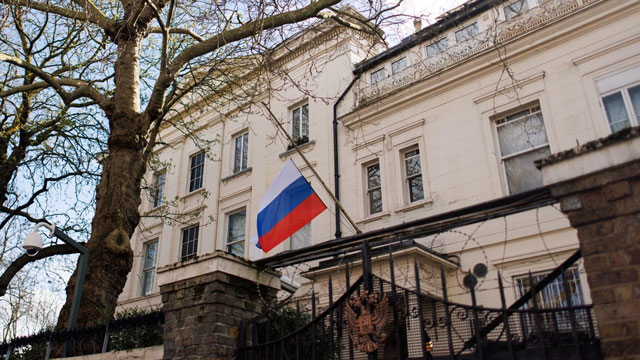 영국, 러시아 국방무관 추방하기로…“무단 첩보 활동”