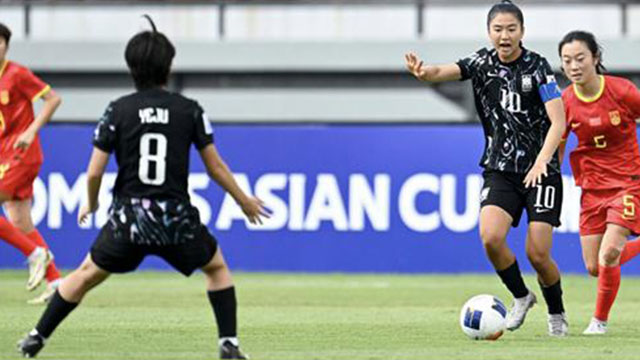 ‘페어 멀티골’ 한국, 중국 2-1 꺾고 여자 U-17 월드컵 본선행