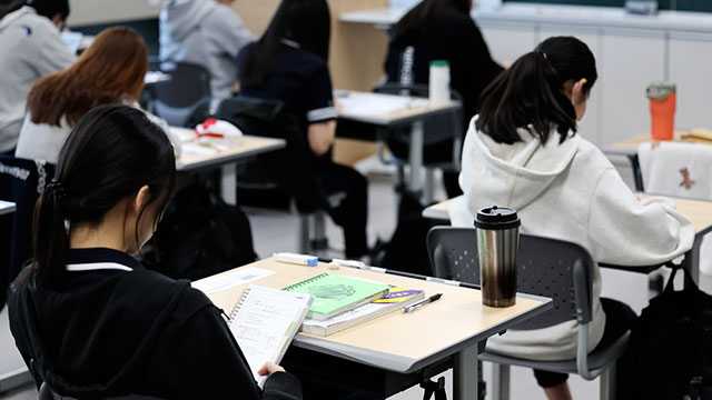 종로학원 “6월 모평 국·수·영 모두 어려워…최상위권 변별 가능”