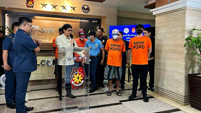 필리핀서 경찰이 외국인 관광객 납치해 몸값 받아냈다 체포