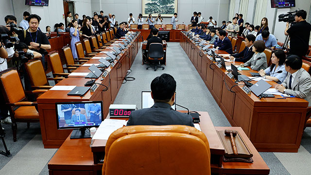 야당 단독 운영위, 여당·대통령실 불참…정진석 실장 등 증인 채택