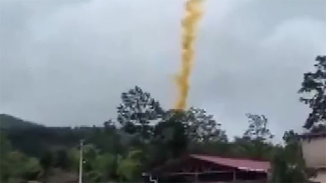 중국 로켓 잔해 추정 물체, 마을에 추락…대피 소동 [잇슈 SNS]