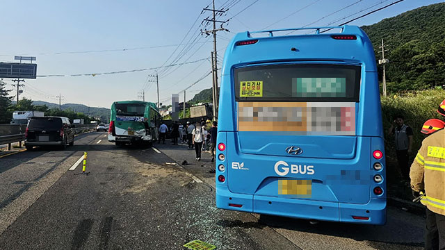 안성서 버스·화물차 추돌 사고로 60대 승객 중상