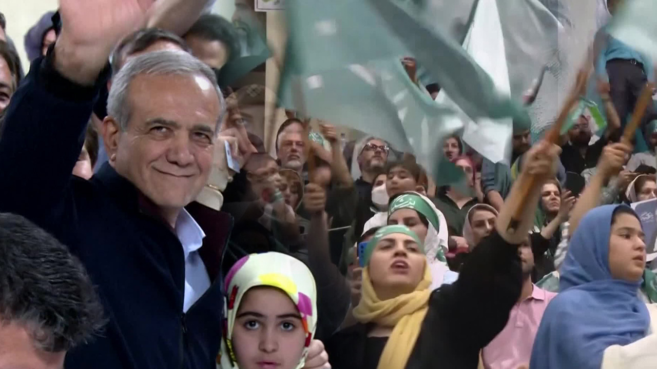 이란 대선 개혁파 후보 1위로 결선 진출 
