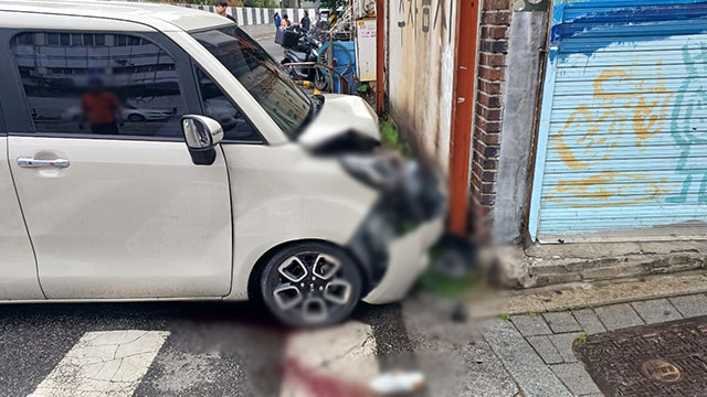 서울역 인근서 80대 운전자가 몰던 차 인도 덮쳐…보행자 2명 부상