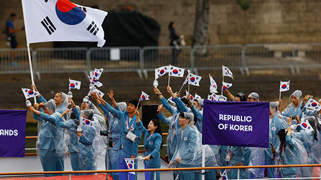 파리올림픽 개회식서 한국을 북한으로 두번 소개하는 황당 사고