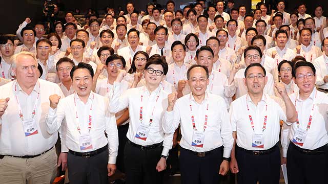 한동훈, 국민의힘 연찬회서 “민심에 귀 기울이고 정부에 전하자”