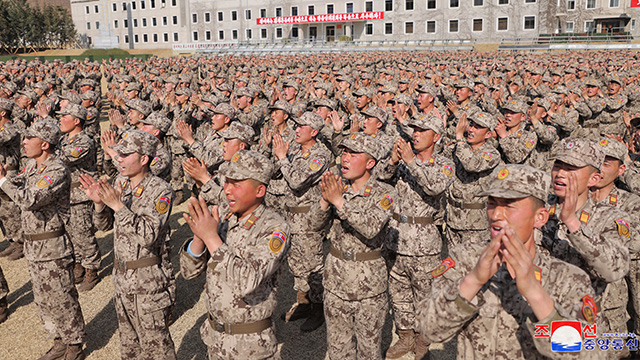 우크라 매체 “북한 보병 1만 명 러 극동서 훈련 중”