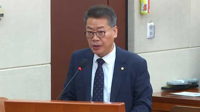 선관위 “계엄군, 직원 휴대전화 압수…3시간 20분 청사 점거”