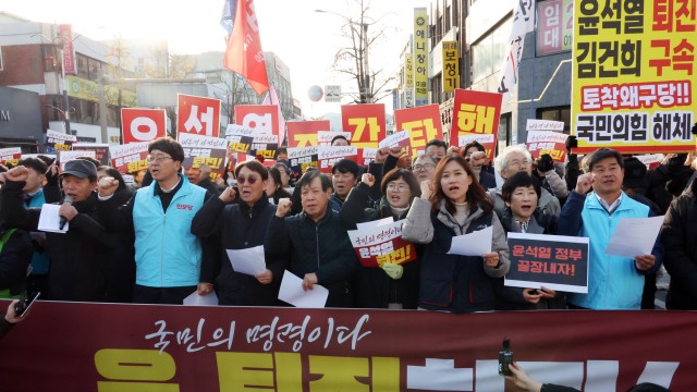 전북시민사회 반발…“‘탄핵 반대 당론’ 국민의힘 해체해야”