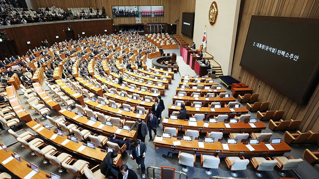 민주, 2차 탄핵안 오는 14일 표결…매주 토요일 탄핵 추진