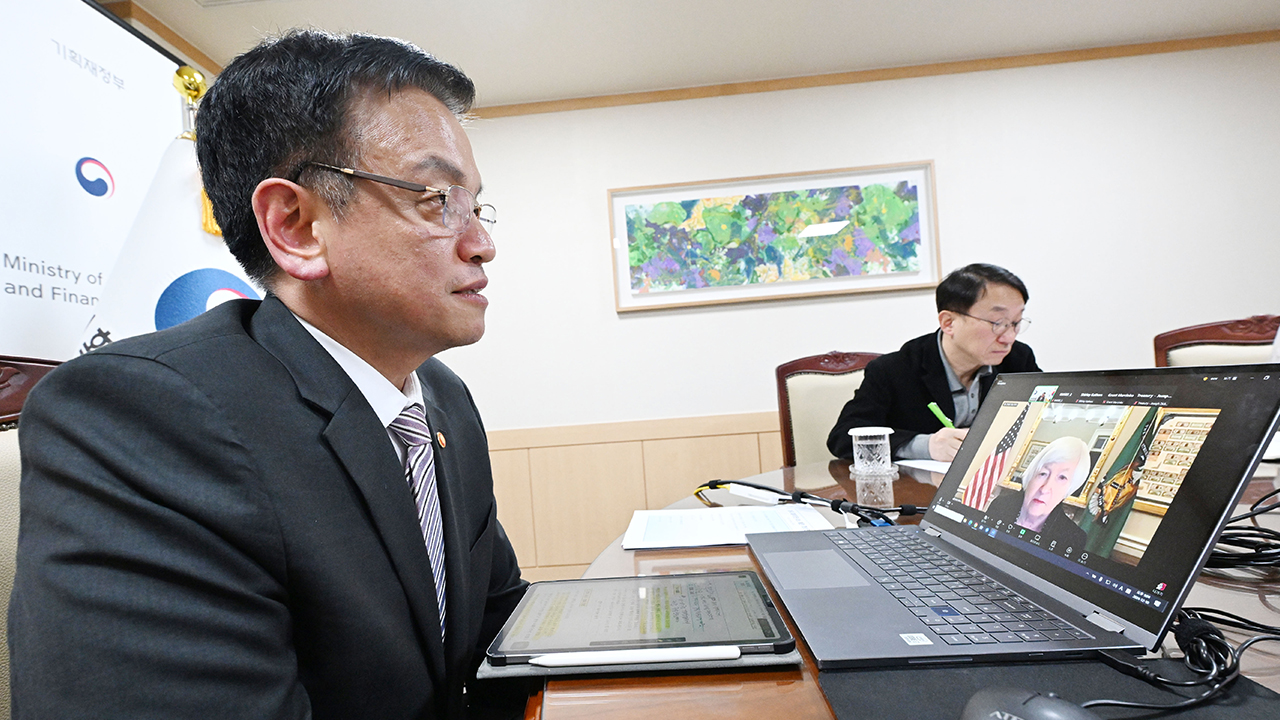 한미 경제 사령탑, “한국 경제 시스템 굳건”