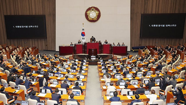 [속보] 개혁신당 “늦었지만 다행…윤석열, 헌재 선고 때까지 자숙하길”