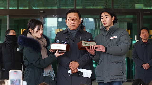 [속보] 석동현, “변호인단 구성 준비하고 있는 과정”