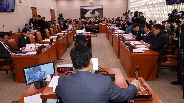 국회 농해수위, 여야 양곡법 두고 설전…‘계엄·탄핵’ 공방도