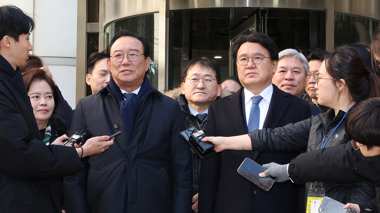 ‘울산시장 선거개입 의혹’ 황운하·송철호 항소심 무죄