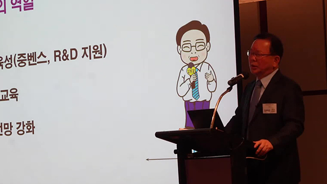 김부겸 “역대 모든 대통령 개헌 약속했지만, 권력 내려놓지 않아”