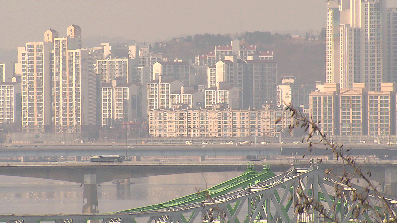 미세먼지로 갑갑한 하루…황사도 온다