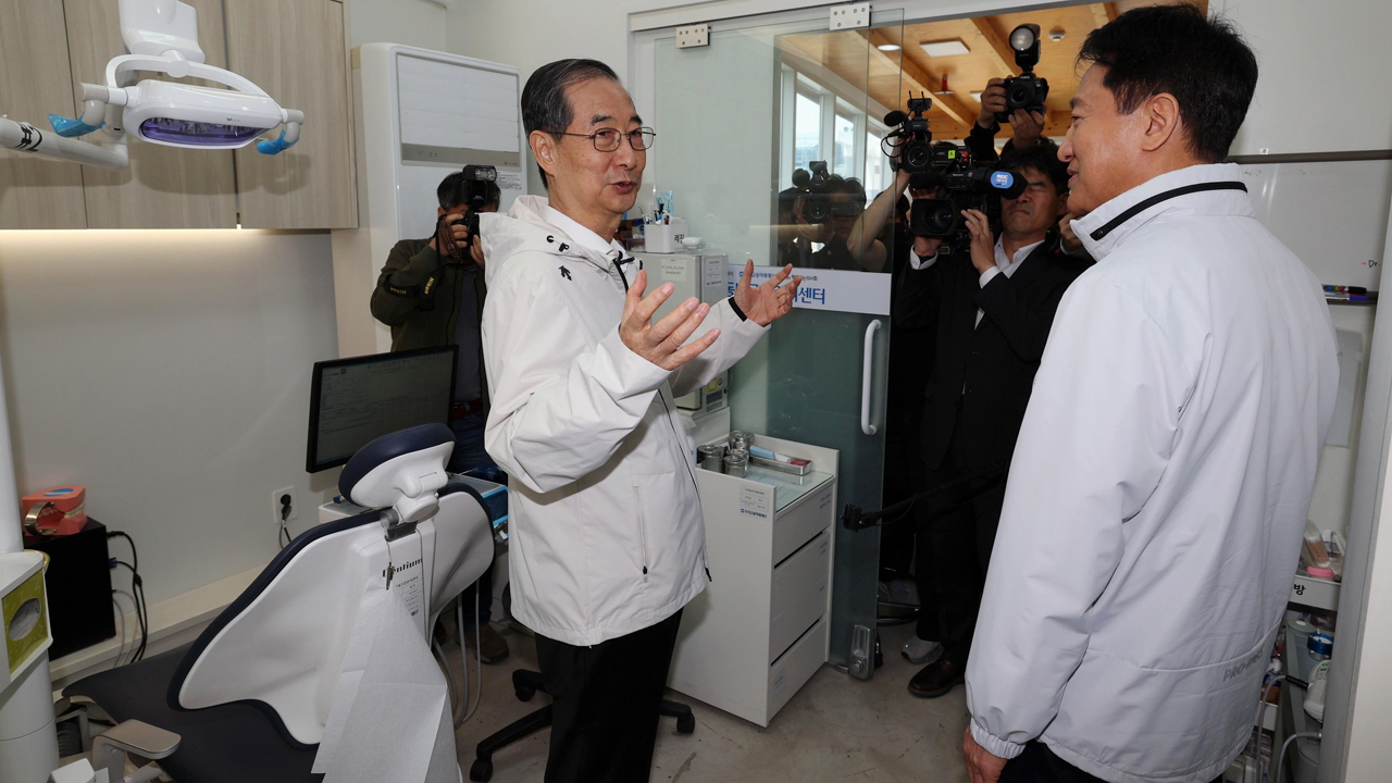 한덕수 “개헌하고 3년 뒤 퇴임”…오세훈과 ‘쪽방촌’ 방문
