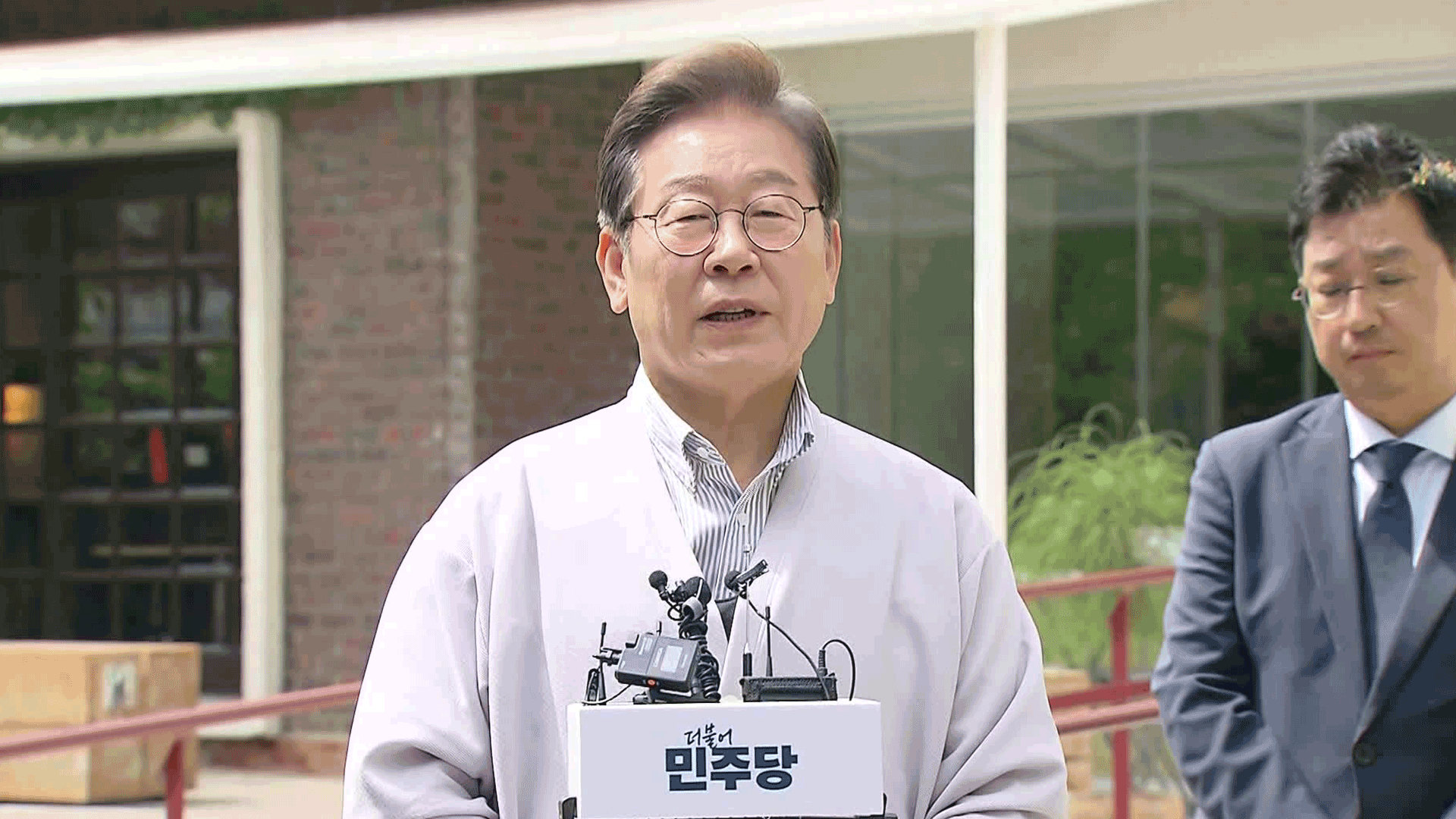 이재명 ‘위증교사’ 재판도 연기…모든 재판 대선 이후로