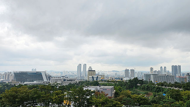 중부·전북 약한 비…영동엔 강풍