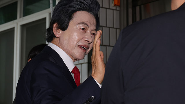 ‘구속’ 허경영, 유치장서 복통 호소…여러번 병원 다녀와