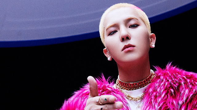 경찰, 사회복무요원 ‘근태 논란’ 위너 송민호 불구속 송치