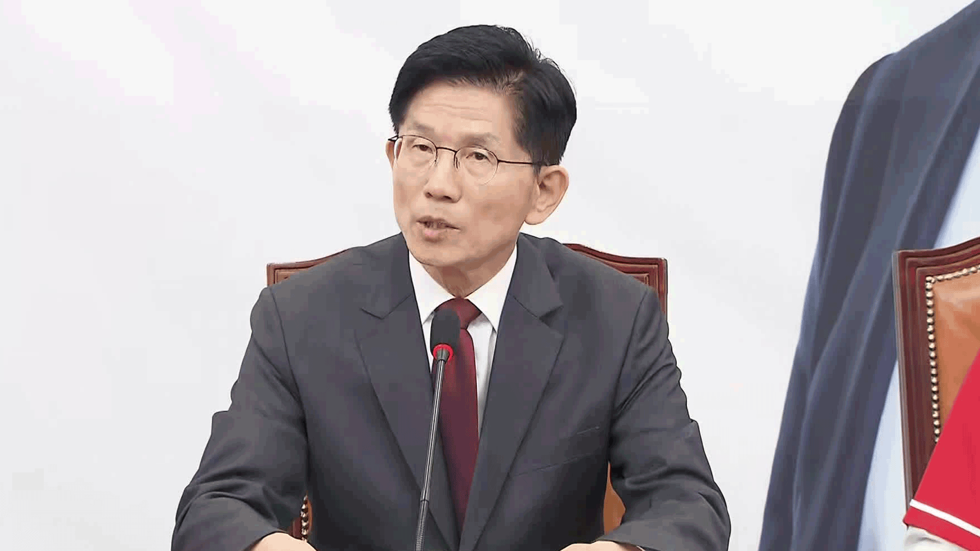 Kim Moon-soo urges reform