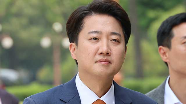 이준석, ‘여성 혐오 문구 인용 발언’ 논란에 “불편한 국민에 심심한 사과”