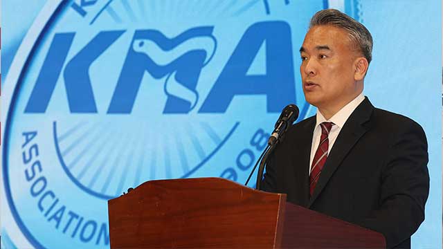의협 “차기 대통령은 의대생·전공의 문제 최우선 해결해달라”