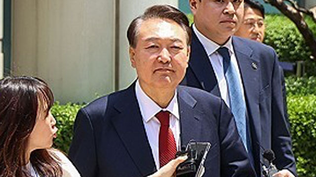윤석열 “나라 위기, 김문수에 힘 몰아달라”…전광훈 집회에 호소문