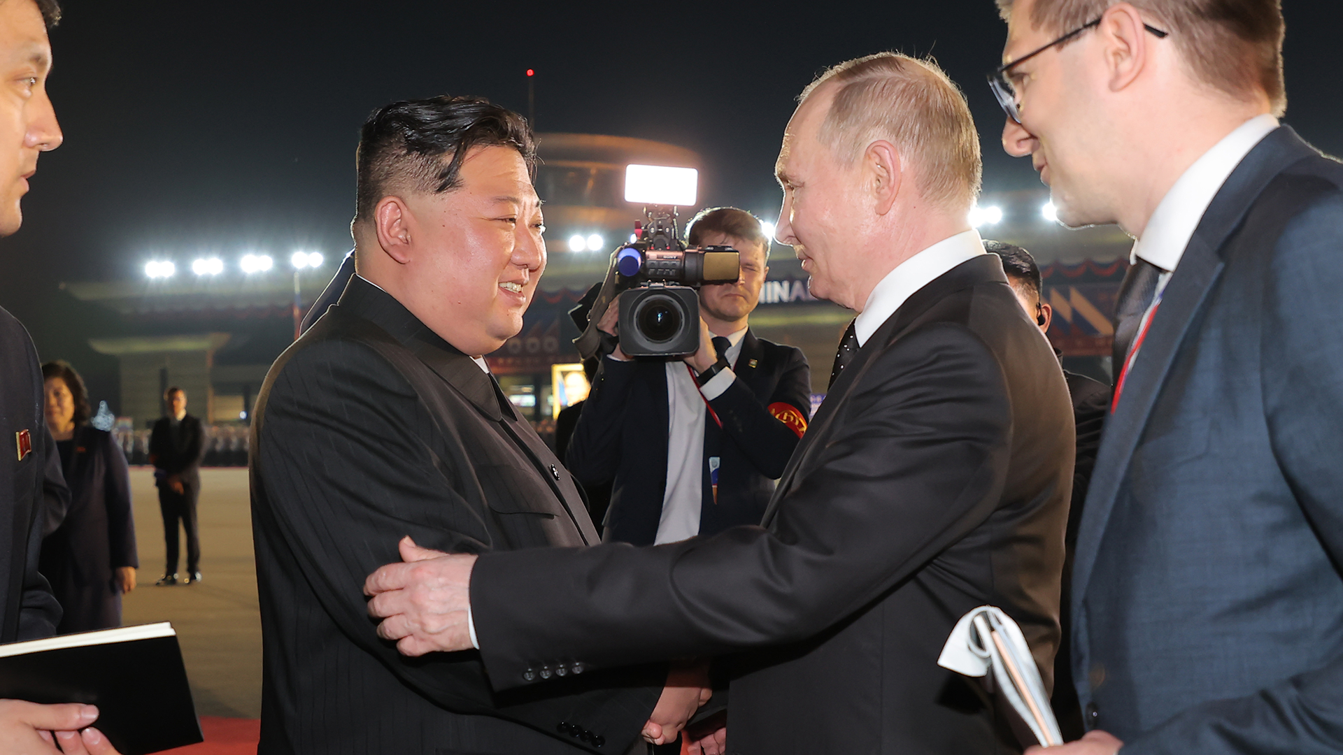 김정은, 푸틴에 축전…“북러는 진정한 전우 관계”
