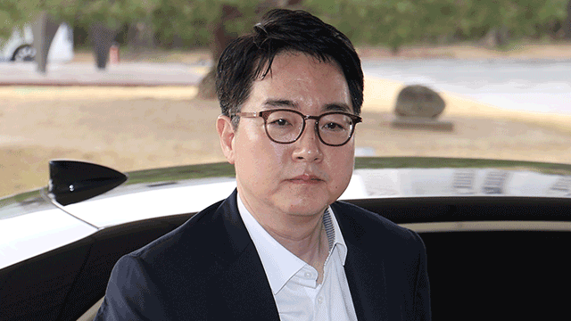 검찰총장-민정수석 비화폰 통화 의혹에 “사건 관련 논의 아니다”