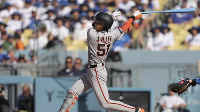 MLB 샌프란시스코 이정후, 2타점 3루타 작렬…팀은 역전패