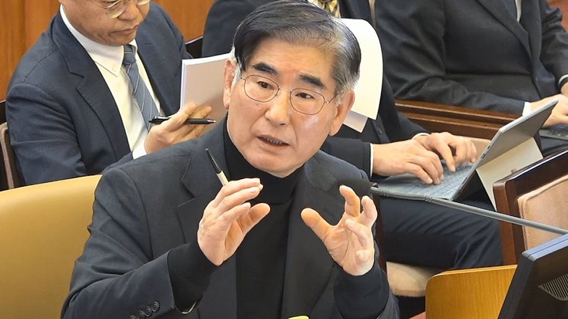 김용현 전 장관 보석 석방…윤 전 대통령 특검 임명 후 첫 재판