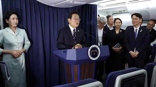 이 대통령 “정상외교와 국제협력, 더 높은 단계로 강화할 필요”