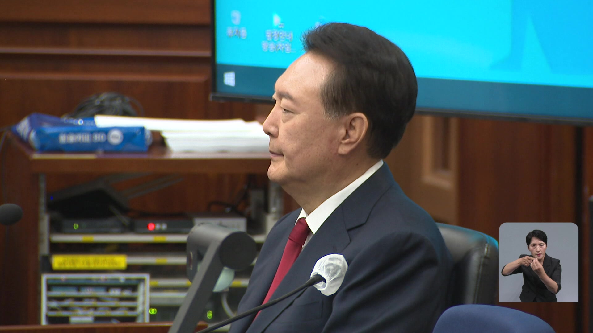 윤석열 전 대통령 체포영장 기각…특검 “28일 오전 출석 요구”