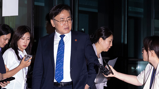 한덕수, ‘내란 특검’ 소환 14시간 만에 귀가…안덕근·유상임 장관도 조사