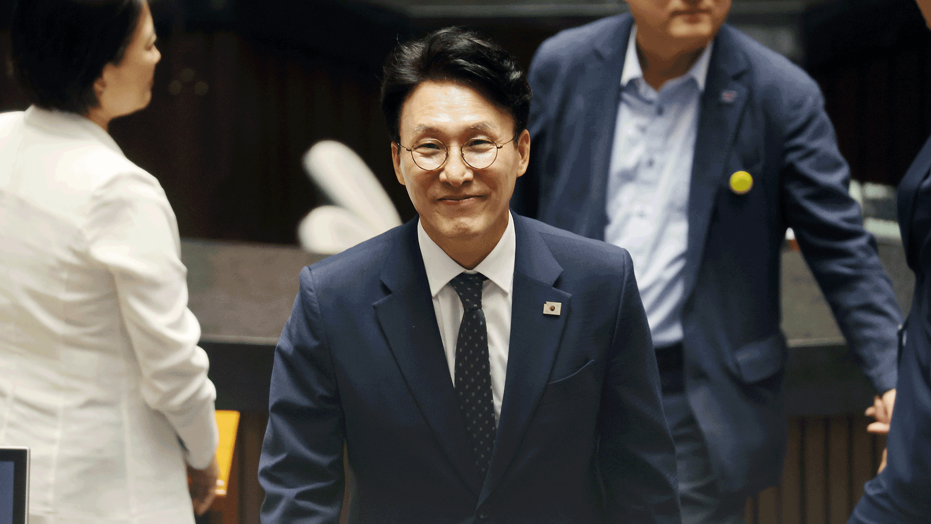 김민석 총리 후보 인준안 국회 통과…상법 개정안 여야 합의 처리