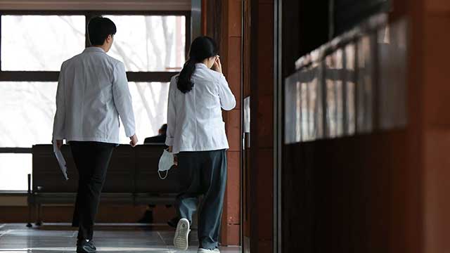 전공의 76% “복귀 조건은 ‘윤 정부 의료개혁 재검토’”