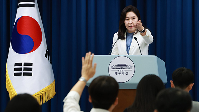 대통령실 “방통위원장, 국회와 더 긴밀히 소통해야”
