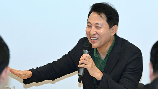 오세훈 서울시장 “대출 규제해도 돈 풀면 집 값 올라”