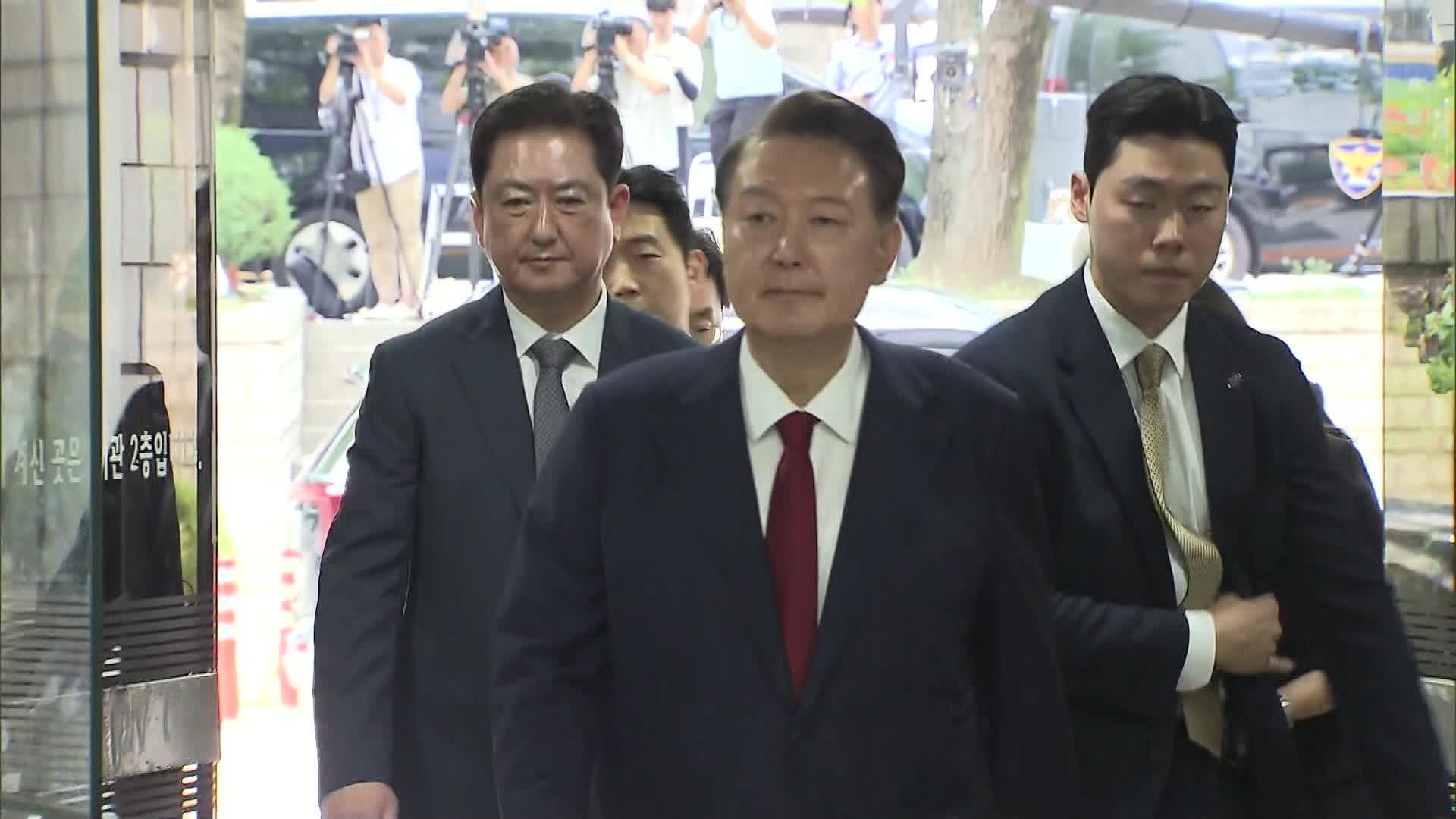 4개월 만에 재구속…8시간 뒤 재판 불출석
